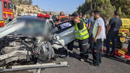 شارع 6 مفترق نحشونيم .مصرع شخص واصابة اخر جراء حادث طرق